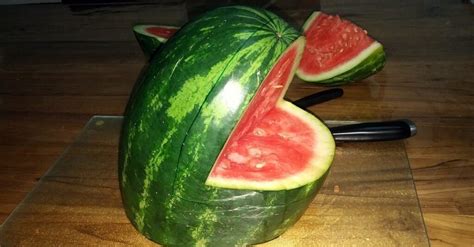 how-to-make-a-watermelon-shark-shark-fruit-platter-ideas image