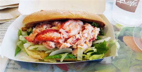 the-mcdonalds-lobster-roll-experience-new-england image