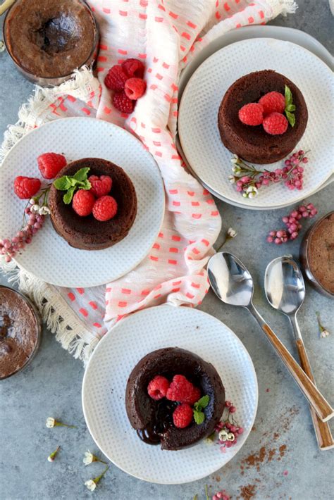 the-best-flourless-molten-chocolate-cake-joy-oliver image