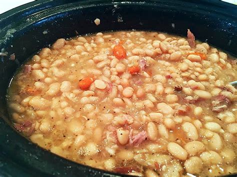 savory-slow-cooked-northern-beans-grandmas-things image