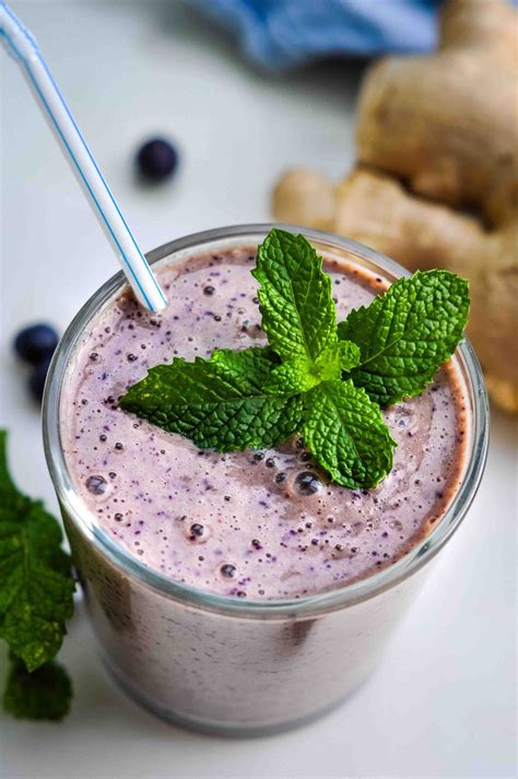 blueberry-smoothie-with-ginger-kefir-immune-boosting image