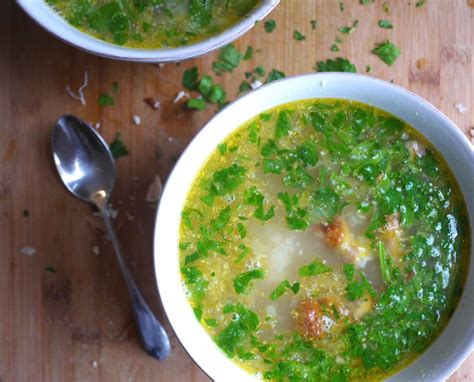 roasted-garlic-and-chicken-soup-healthy image