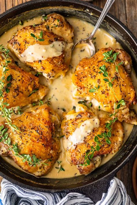 chicken-dijon-in-white-wine-sauce-easy-chicken image