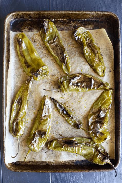 how-to-roast-hatch-chiles-in-the-oven-tao-of-spice image