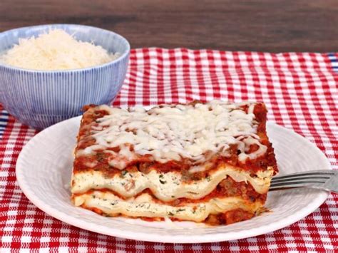 easy-lasagna-recipe-for-a-crowd-cdkitchencom image