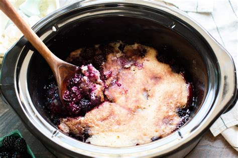 slow-cooker-blackberry-cobbler-the-magical-slow image