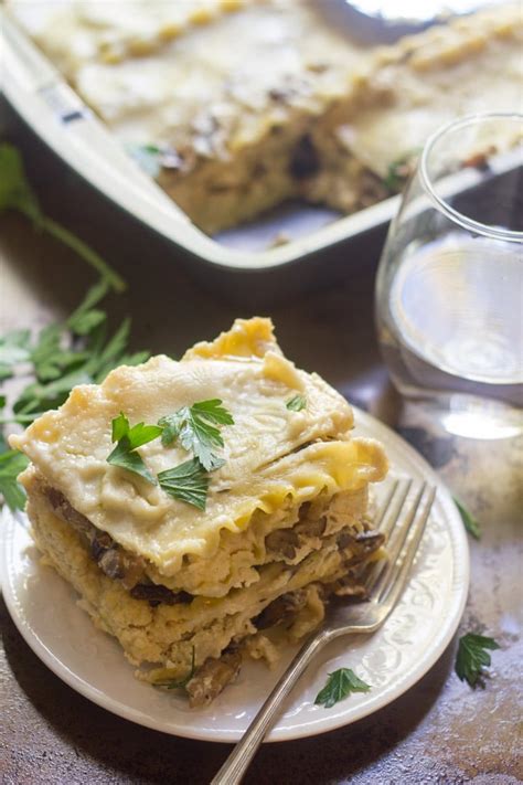 creamy-vegan-mushroom-lasagna-connoisseurus-veg image