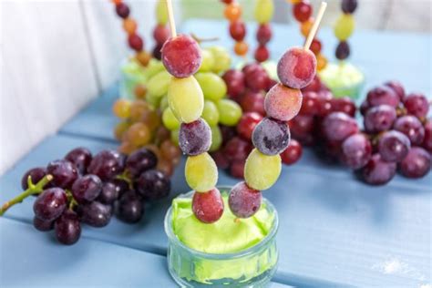 grapesicles-produce-made-simple image