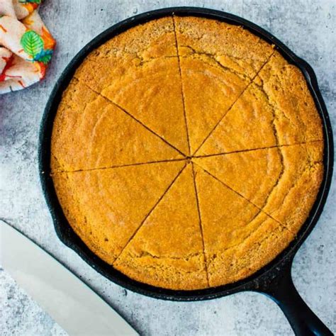 best-low-carb-southern-cornbread-recipe-the image