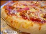 low-calorie-bbq-chicken-pizza-recipe-sparkrecipes image