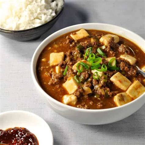 mapo-tofu-mince-tofu-in-spicy-sauce-recipetin-eats image