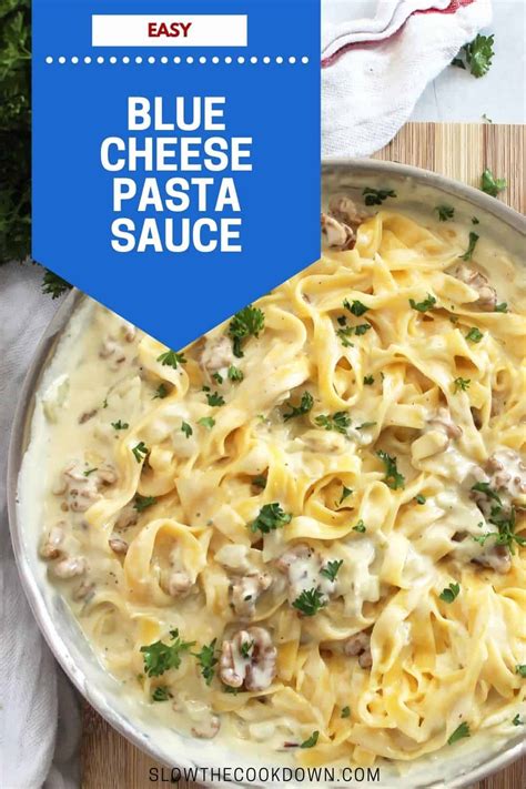 blue-cheese-pasta-sauce-gorgonzola-and-walnut-pasta image