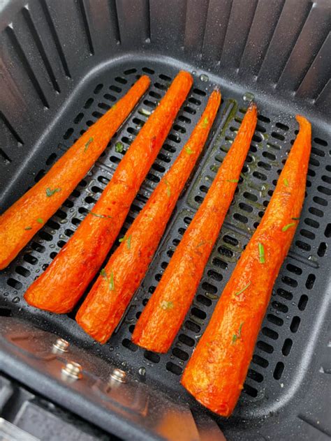 roasted-air-fryer-carrots-video-stay-snatched image