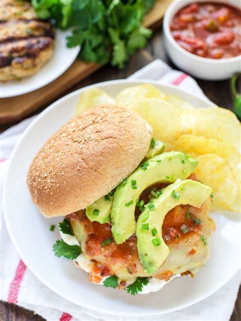 green-chile-grilled-chicken-burgers image