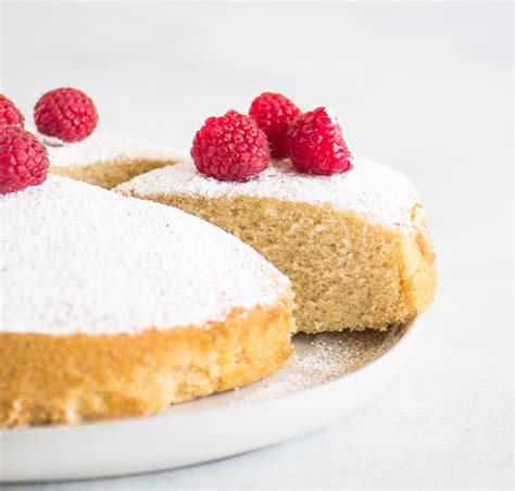 vanilla-crazy-cake-the-itsy-bitsy-kitchen image