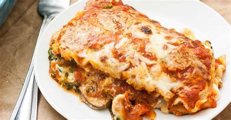 ricotta-pecorino-mozzarella-lasagna-with-mushrooms image