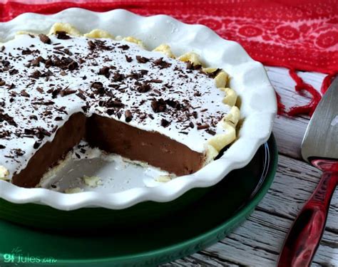 gluten-free-chocolate-cream-pie-holiday-recipe-gfjules image