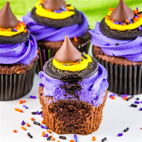 halloween-treat-witch-hat-cupcakes image