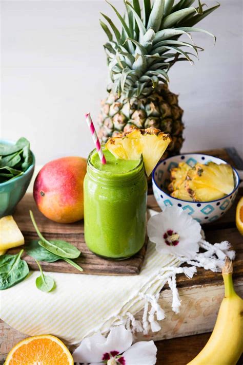 island-green-smoothie-simple-green-smoothies image