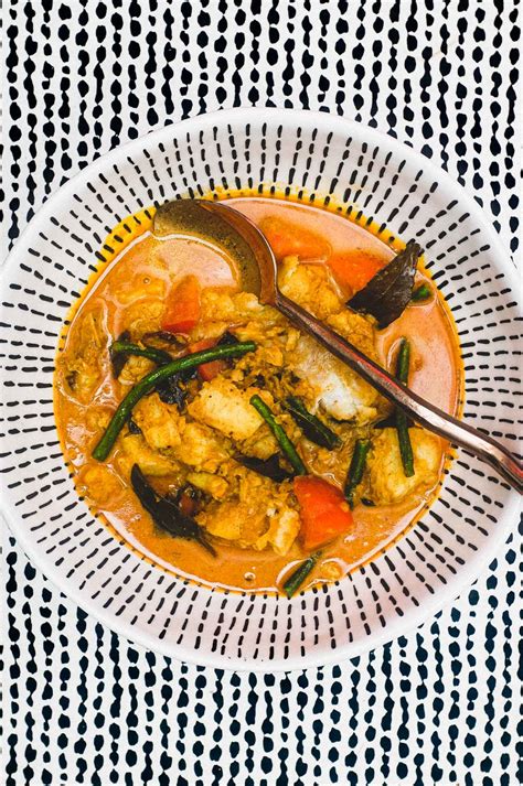 malaysian-fish-curry-kari-ikan-cookeatblogcom image