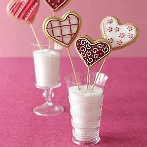 valentine-cookie-bouquets-womans-day image