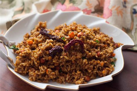 puliyodharai-puliyogare-recipe-spicy-tamarind image