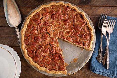 the-best-southern-pecan-pie-southern-bite image