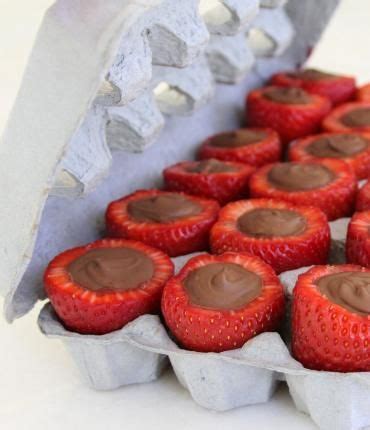 inside-out-chocolate-strawberries-7-ingredients-or-less image