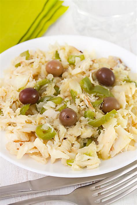 typical-puerto-rico-food-bacalao-salad-codfish-salad image