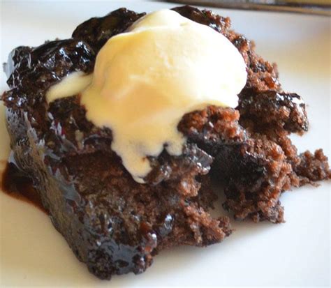 easy-recipe-for-self-saucing-chocolate-pudding image