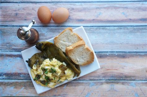 soft-scrambled-eggs-with-hatch-chiles image