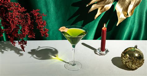 miladys-big-apple-martini-vinepair image