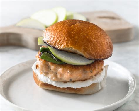 salmon-burgers-with-horseradish-cream-green-onions image