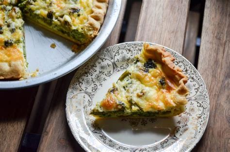broccoli-cheddar-cheese-pie-recipe-in-jennies-kitchen image