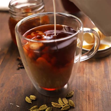 cardamom-tea-amiras-pantry image