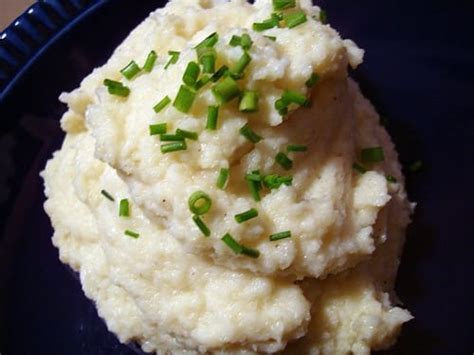 cauliflower-mashed-potatoes-recipe-1-point image