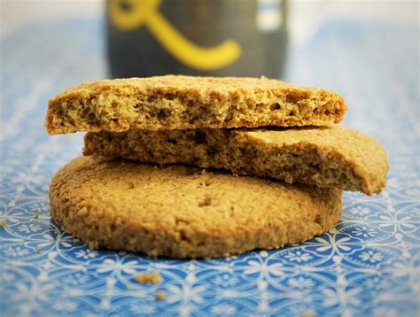 homemade-digestive-biscuits-moorlands-eater image