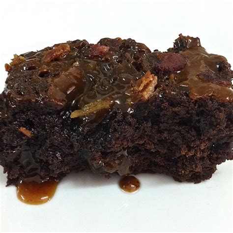 best-caramel-bacon-brownies-recipe-how-to-make image