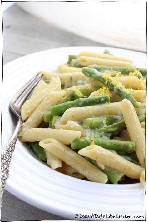 creamy-vegan-lemon-asparagus-pasta-it-doesnt image