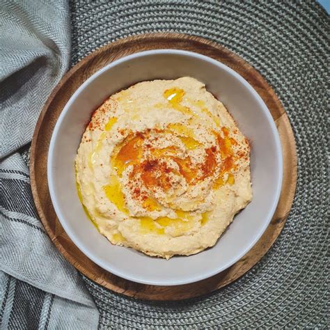 5-minute-easy-hummus-recipe-cooking-with-bry image