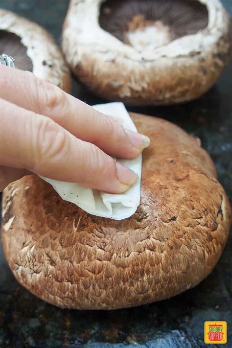 baked-portobello-mushrooms-recipe-sunday-supper image