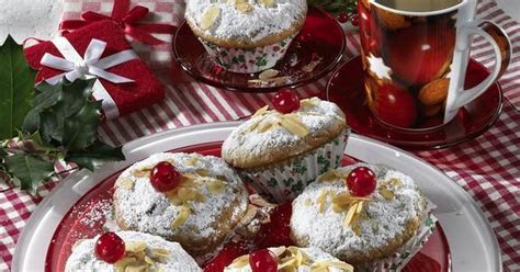 10-best-christmas-cupcake-flavors-recipes-yummly image