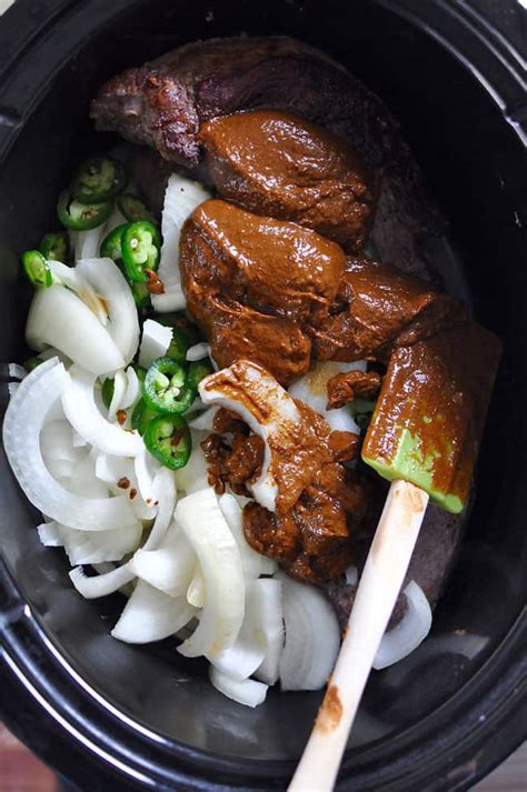 how-to-make-slow-cooker-carne-adobada-hola-jalapeo image