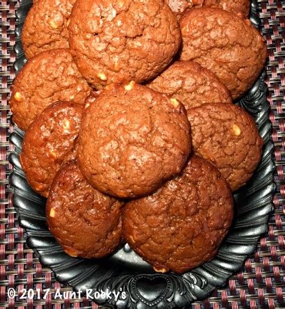 aunt-rockys-peanut-butter-raisin-cookies-lchf image