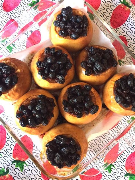 healthy-baked-apples-stuffed-with-raisins-and image