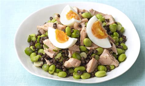 recipe-salmon-and-soya-bean-salad-daily-mail-online image