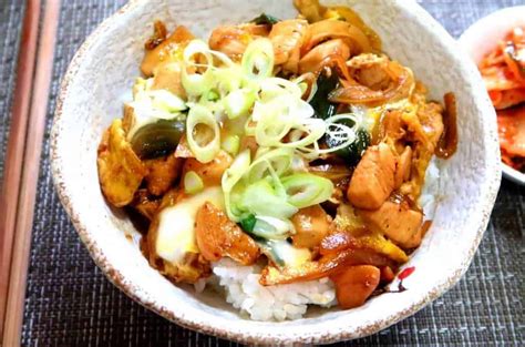 oyakodon-failproof-japanese-chicken-bowl image