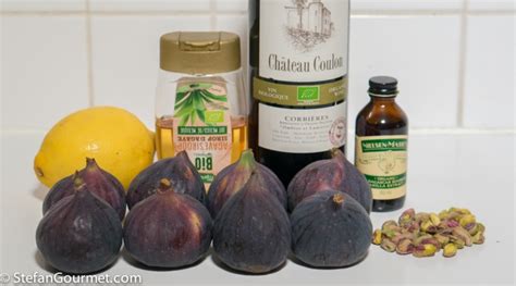 fresh-figs-poached-in-red-wine-or-port-stefans image