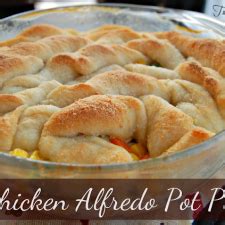 chicken-alfredo-pot-pie-table-for-seven image