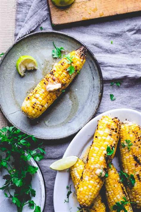 grilled-corn-with-chipotle-lime-butter-healthy image
